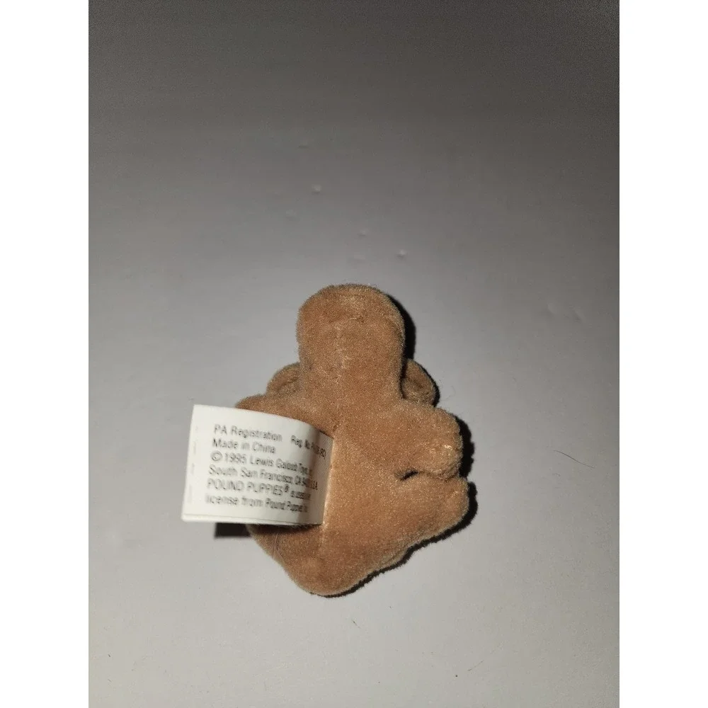 Vintage Miniature Pound Puppies Baby Plush puppy 1995